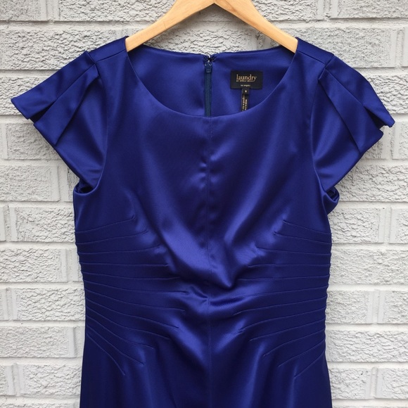 Laundry By Shelli Segal Dresses & Skirts - Laundry By Shelli Segal Blue Cap Sleeve Dress